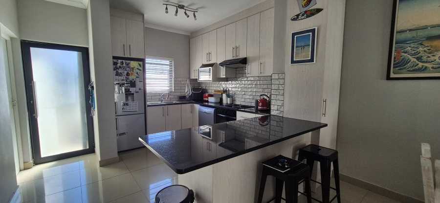 2 Bedroom Property for Sale in Parklands North Western Cape